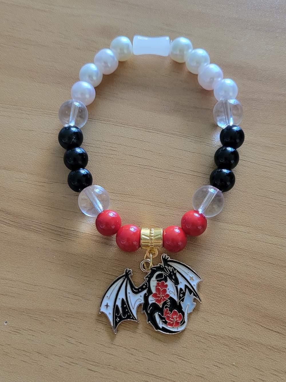🍁NEW🍁Hand Crafted Black, White & Red Beaded Bracelet with Dragon Charm